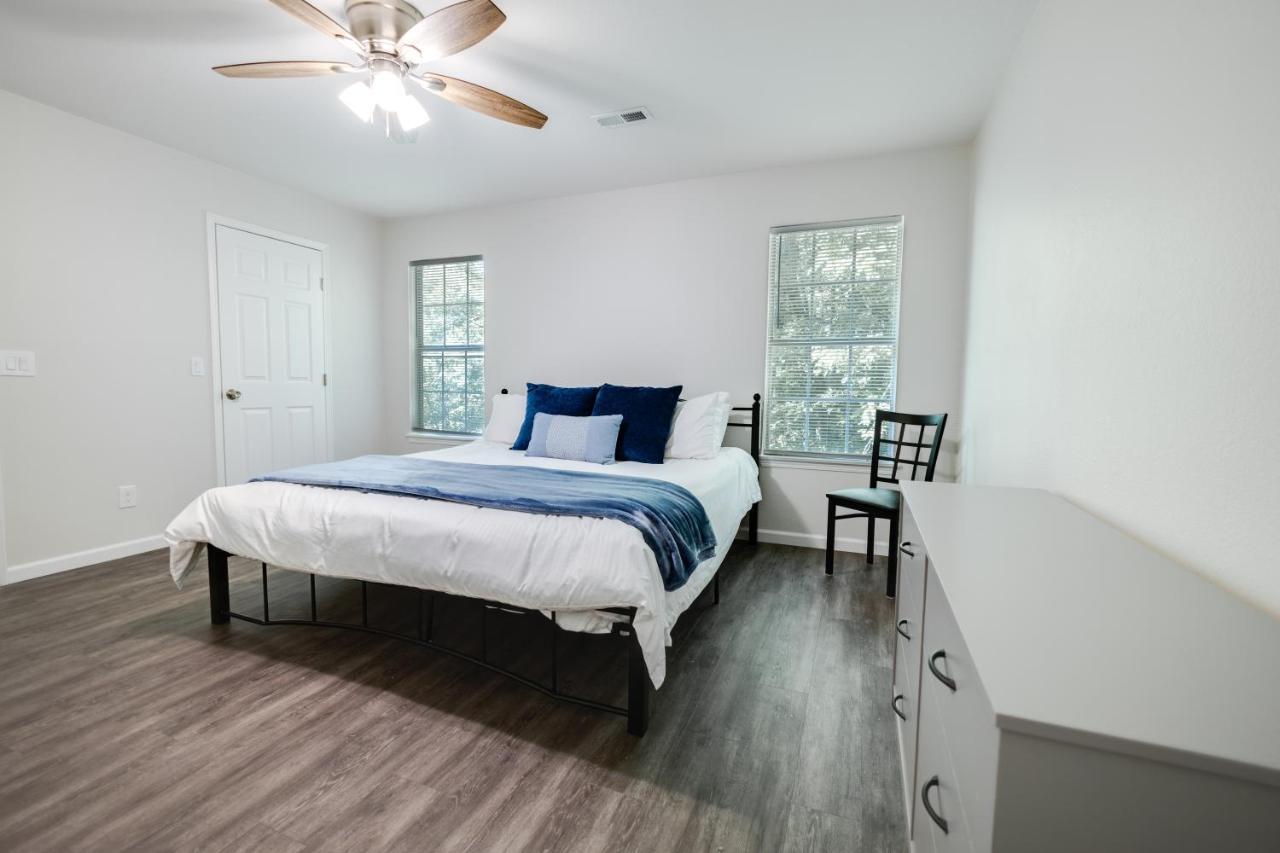 Trailside Townhouse - Close To Downtown & Bike Trails Bentonville Ngoại thất bức ảnh